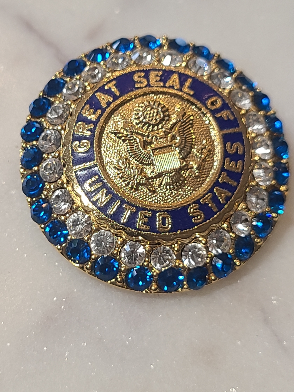 Vintage Rafaella 60s Seal Of USA Brooch - Picture 6 of 6